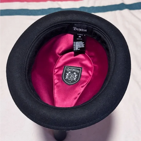 Brixton Black Fedora. Size Medium (7 1/4) - Picture 3 of 3